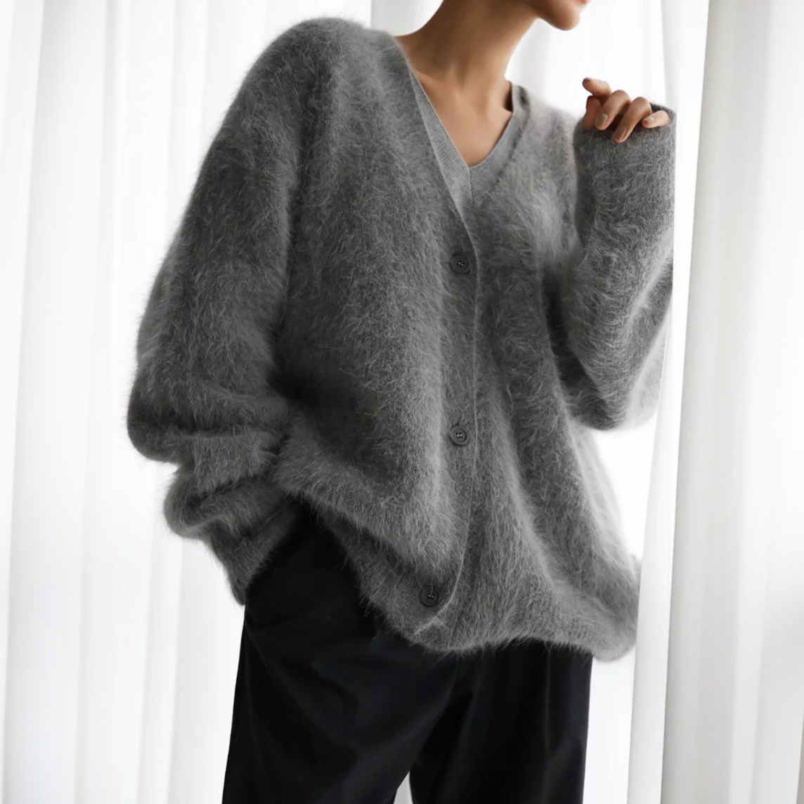 EleganzaLuna™ | Cardigan in cashmere dal design pulito e chic